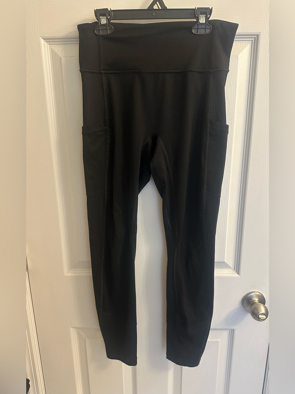 All In Motion Size Small Black Athletic Leggings Women’s